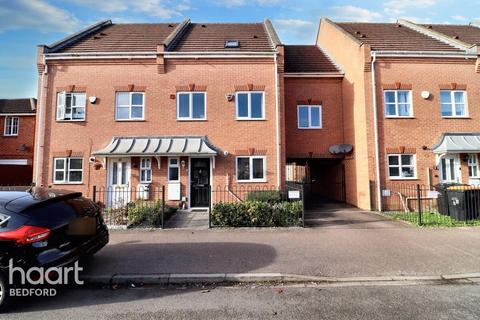 4 bedroom townhouse for sale, Miller Road, Bedford