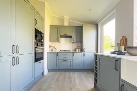 undefined, St Leonards, Dorset, BH24