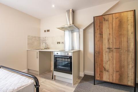 1 bedroom flat to rent, Room 6, 80 Granville Avenue, Long Eaton