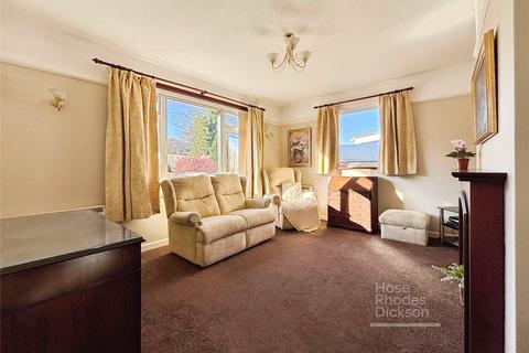 3 bedroom bungalow for sale, Alvington Road, Newport, Isle of Wight