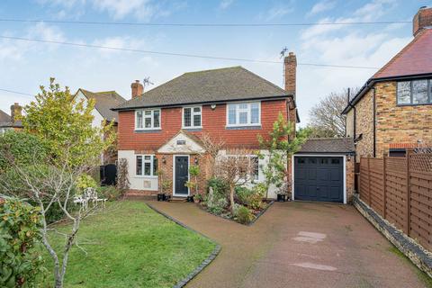 undefined, Beech Close Effingham