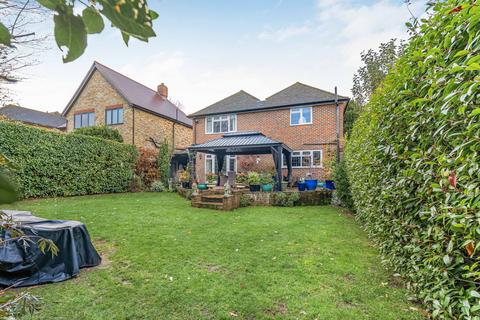 undefined, Beech Close Effingham