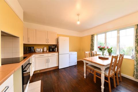 undefined, Gipsy Lane, Knebworth