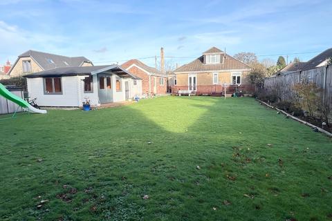 4 bedroom detached house for sale, Holbury, Southampton, Hampshire, SO45