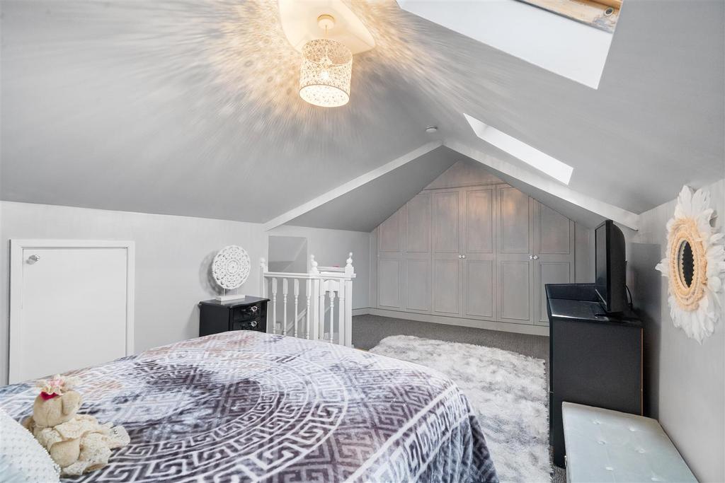 Loft2.jpg