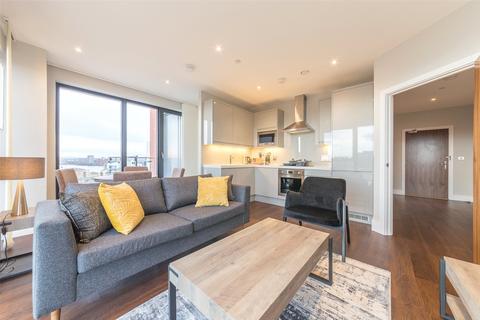 1 bedroom apartment to rent, Silvocea Way, London E14