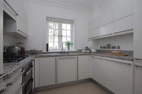 undefined, WESTHUMBLE STREET, WESTHUMBLE, RH5