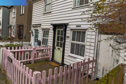 Queens Road, Burnham-on-Crouch CM0