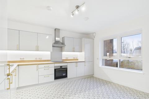 3 bedroom maisonette to rent, Clovenstone Close, Edinburgh, Midlothian, EH14