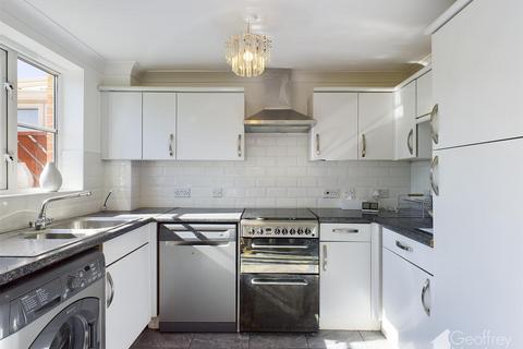 undefined, Fairmeads, Loughton IG10