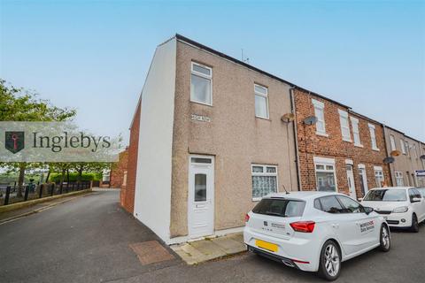 undefined, High Row, Loftus