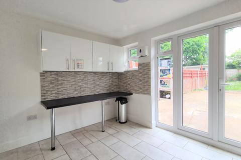 undefined, Ivanhoe Road, Hounslow