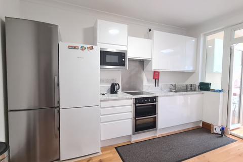 undefined, Taunton Avenue, Hounslow