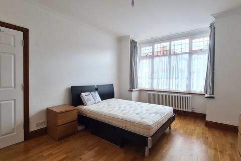 undefined, Taunton Avenue, Hounslow