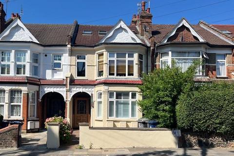 undefined, Woodside Lane, Woodside Park