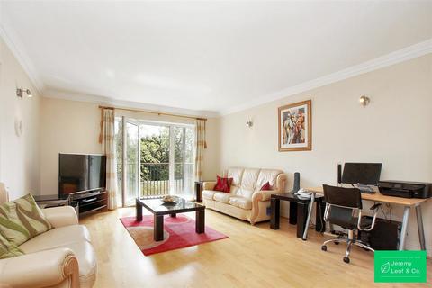 undefined, Hoptree Close, London