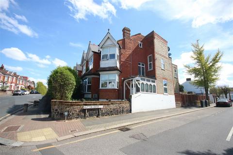 undefined, Nether Street, North Finchley