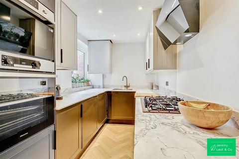 undefined, Woodside Park Road, London