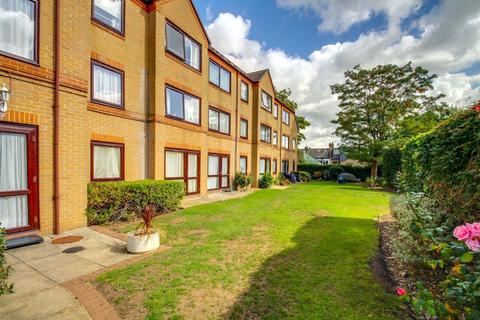 undefined, Friern Park, London