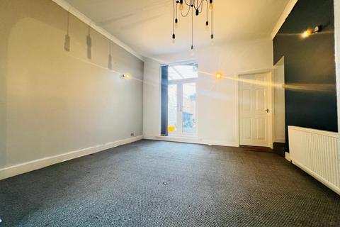 3 bedroom terraced house to rent, Oswald Terrace, Sunderland SR5