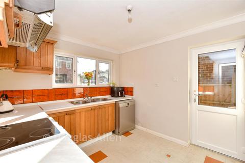 4 bedroom detached house for sale, Silver Way, Wickford, Essex