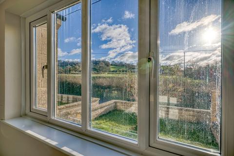 3 bedroom semi-detached house to rent, 2 Greenleaze, Lamyatt
