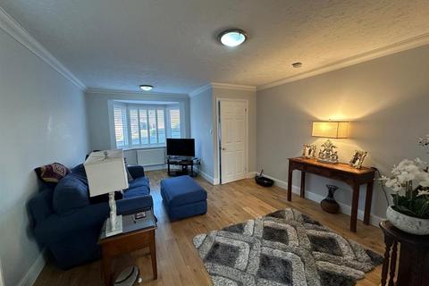 4 bedroom detached house for sale, Robin Close, Bury St. Edmunds IP31