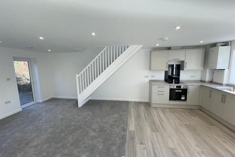 3 bedroom semi-detached house for sale, Woodbury Gardens, Salisbury SP2