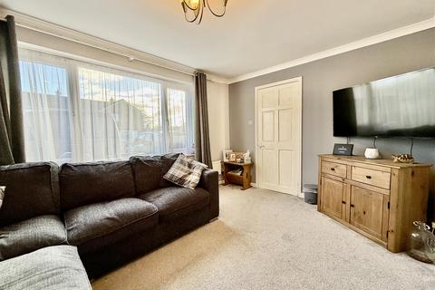 3 bedroom house for sale, Cranmore Avenue, Swindon