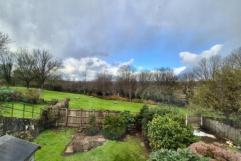 undefined, Gwelmeneth, Helston TR13