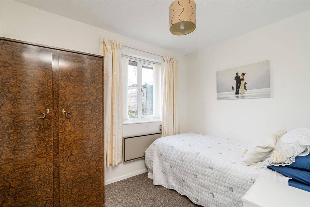 19 Hartlebury Close 8.jpg