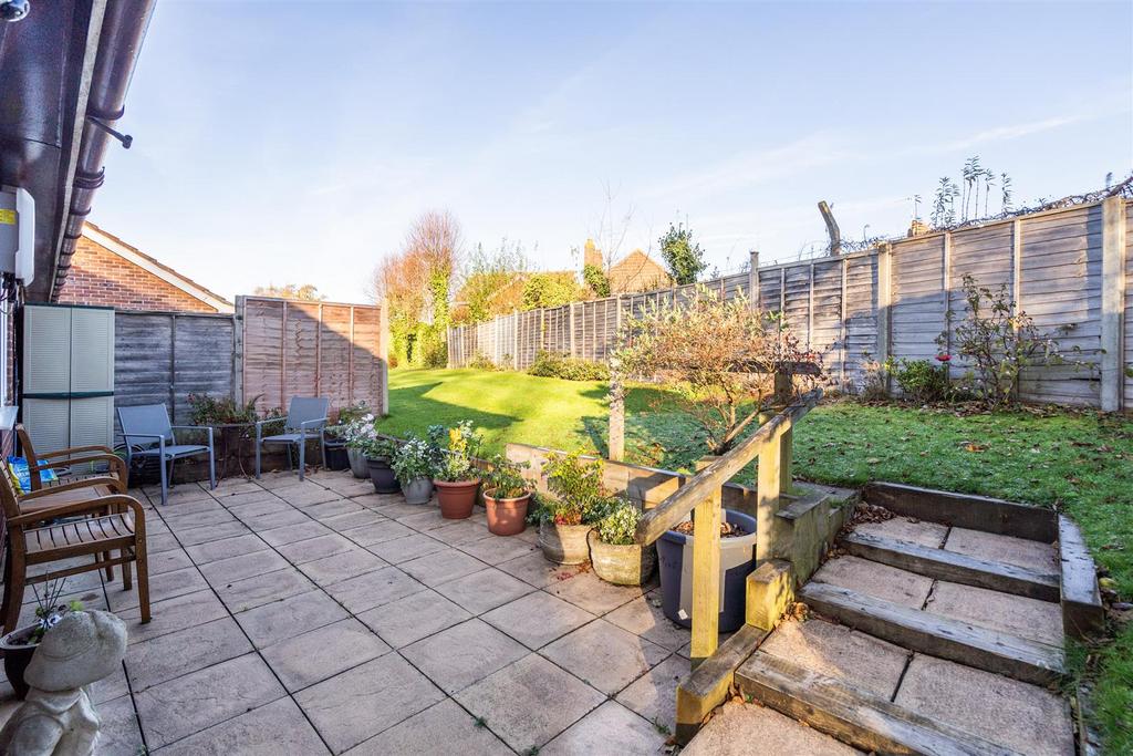 19 Hartlebury Close 13.jpg