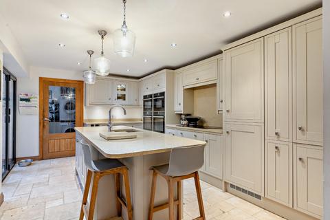 undefined, Valley Rise, Royston, Hertfordshire