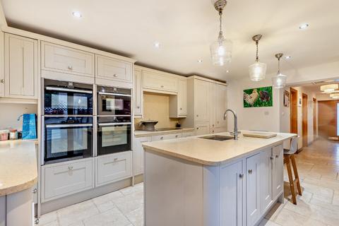undefined, Valley Rise, Royston, Hertfordshire