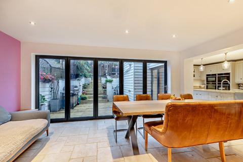 undefined, Valley Rise, Royston, Hertfordshire