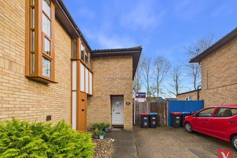 Kensington Drive, Milton Keynes MK8