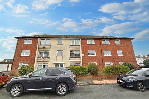 2 bedroom flat for sale, Roselands Avenue, Eastbourne