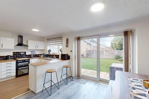 2 bedroom semi-detached bungalow for sale, Carnation Way, Red Lodge