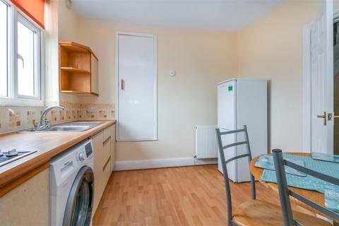 undefined, Emscote Road, Warwick