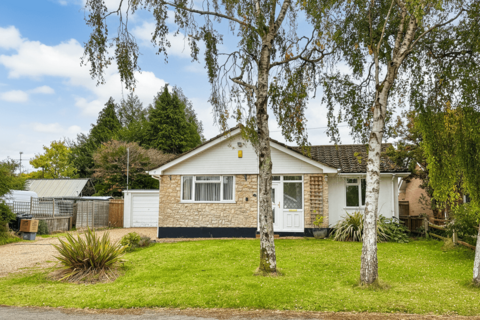 4 bedroom detached bungalow for sale, Compton Beeches, St. Ives, BH24 2PN