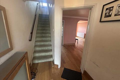 3 bedroom end of terrace house for sale, Bethany Waye, Bedfont