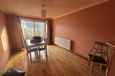 3 bedroom end of terrace house for sale, Bethany Waye, Bedfont