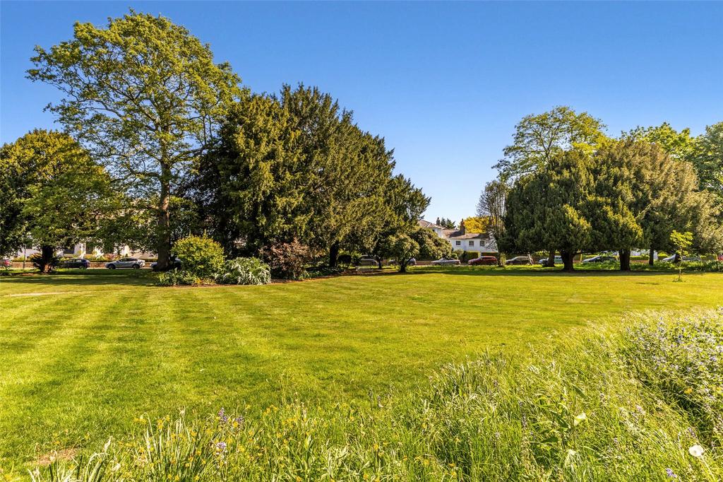 Communal Grounds