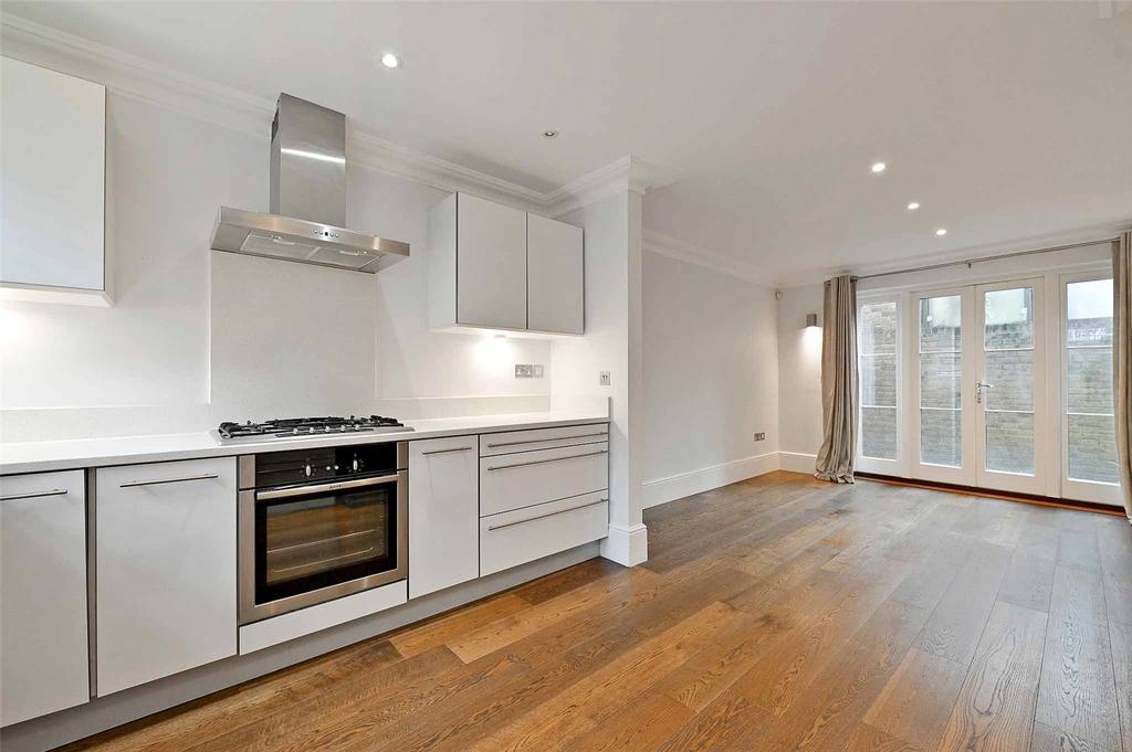 Kitchen/Dining Area