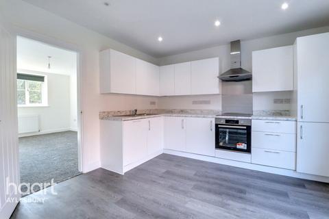 undefined, Eighth Avenue, Aylesbury