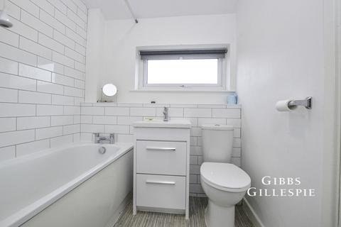1 bedroom flat to rent, Lyneham Walk, Eastcote, HA5
