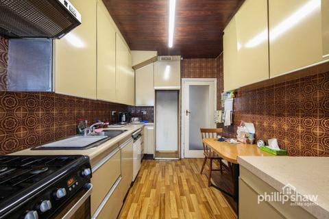 3 bedroom semi-detached house for sale, Kenton Road, Harrow, HA3