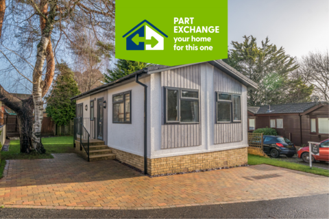 2 bedroom park home for sale, Christchurch, Dorset, BH23