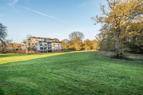 2 bedroom apartment for sale, East Parkside, Warlingham CR6