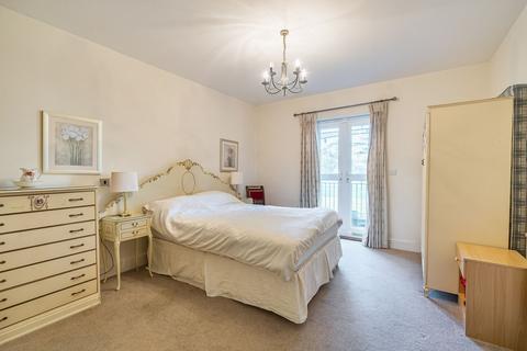 2 bedroom apartment for sale, East Parkside, Warlingham CR6